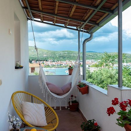 Studio Apartment Coce Трогир Екстериор снимка