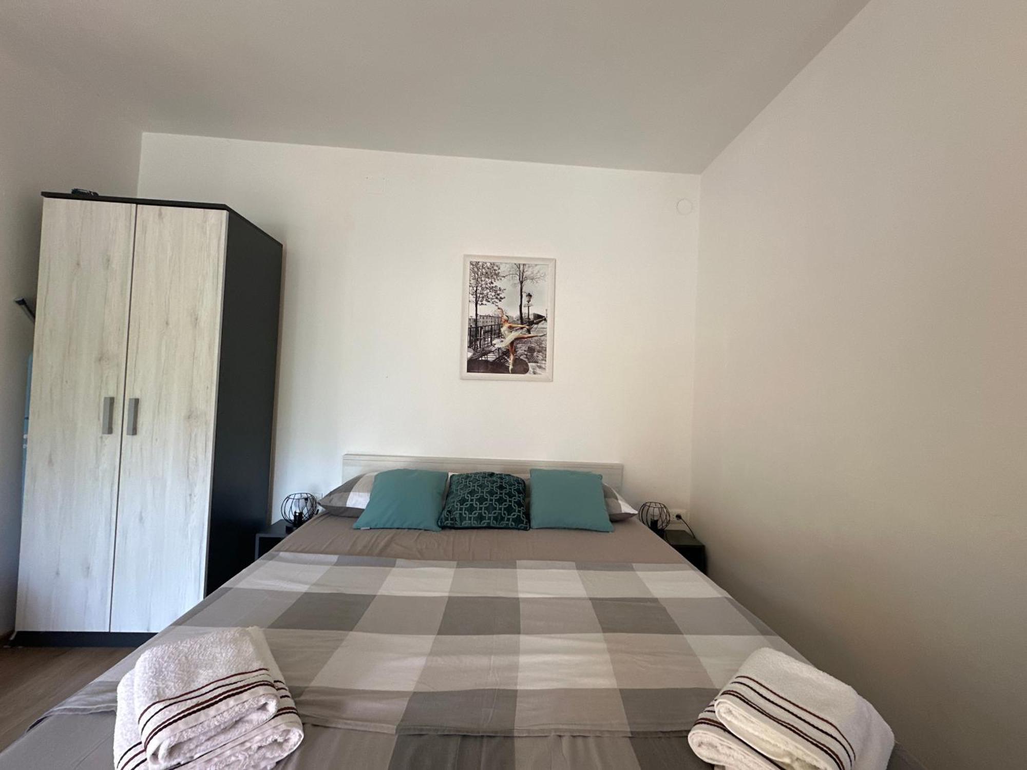 Studio Apartment Coce Трогир Екстериор снимка